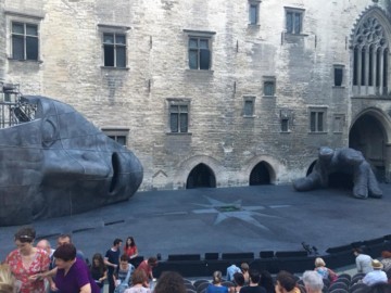 Contrastes en Avignon